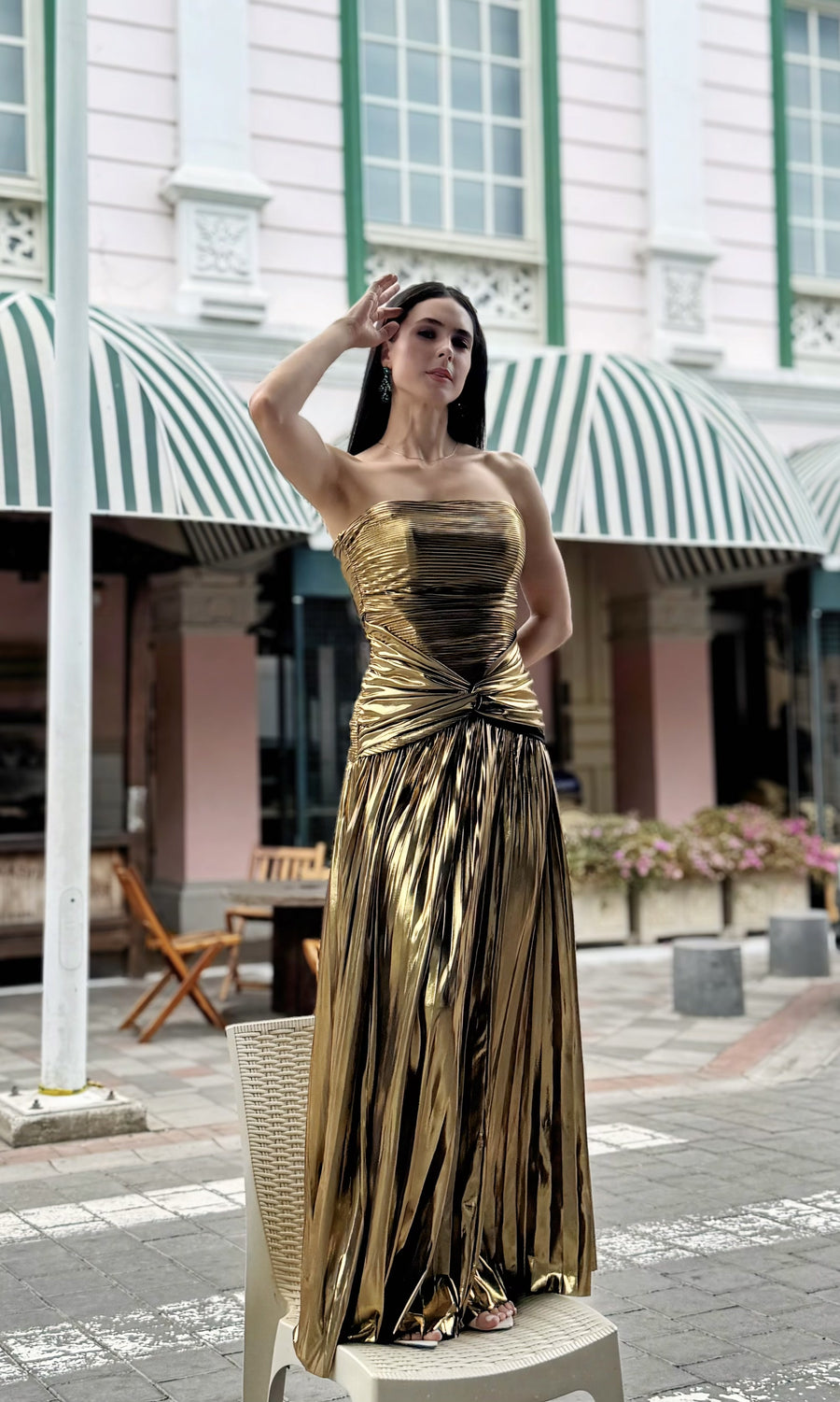 Vestido Largo Metalizado Plisado Dorado