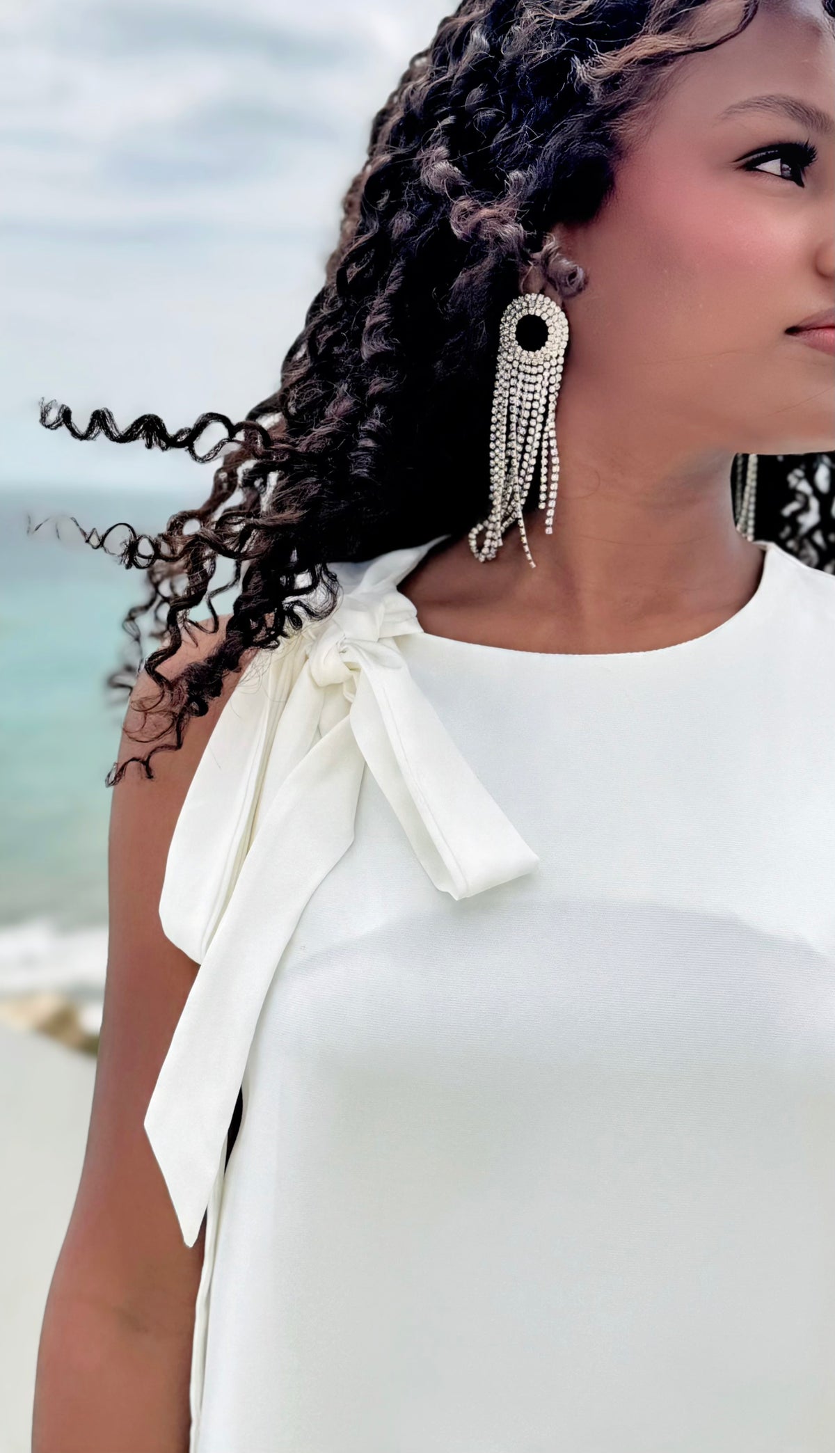Vestido Midi con Lazo al Hombro :: Blanco