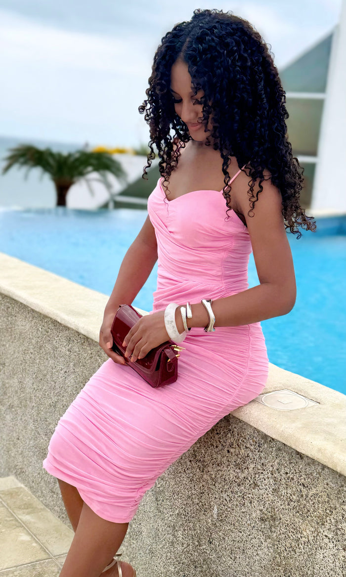 Vestido Midi Fruncido Rosa