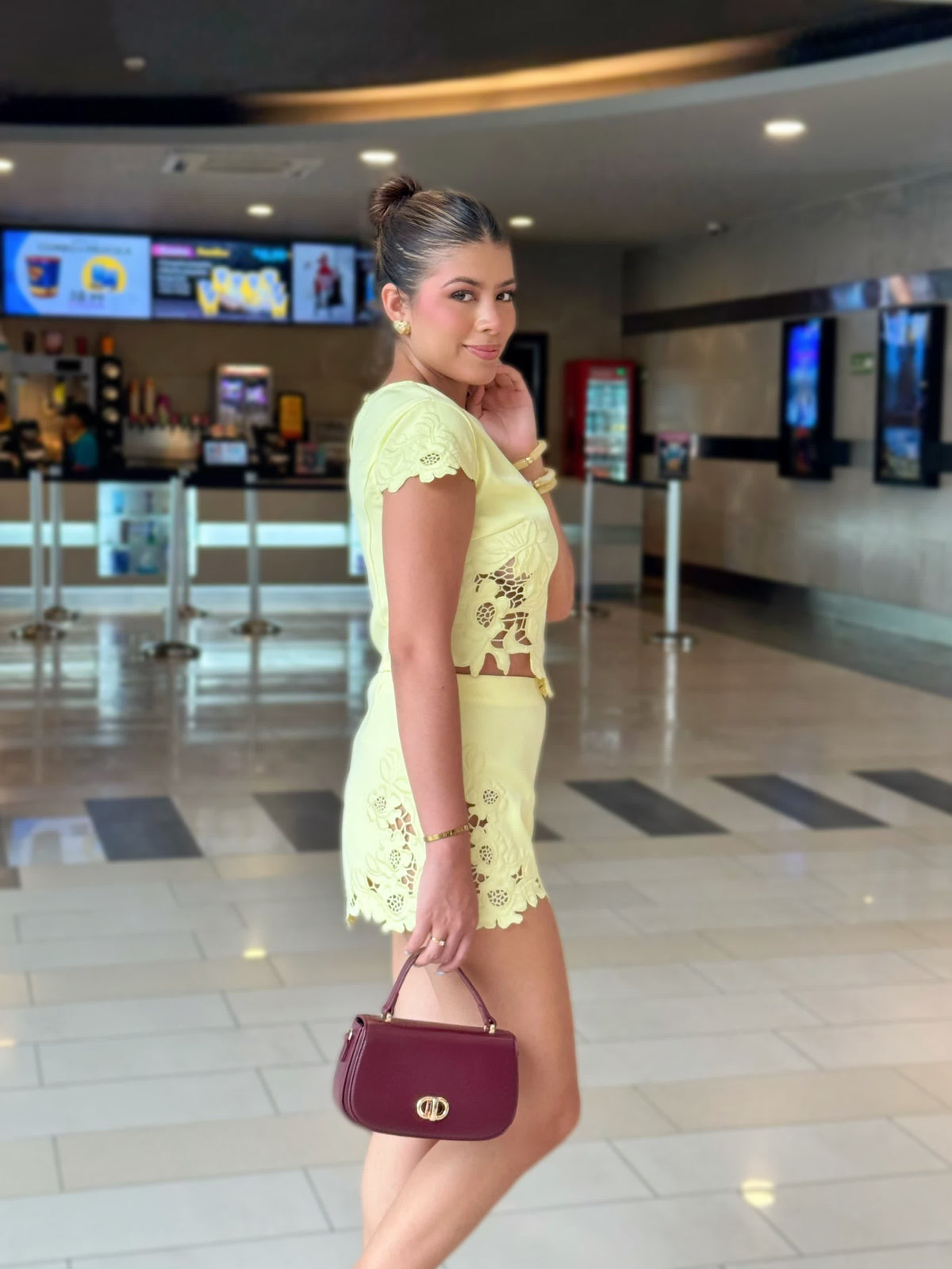 Conjunto Encaje Floral :: Amarillo