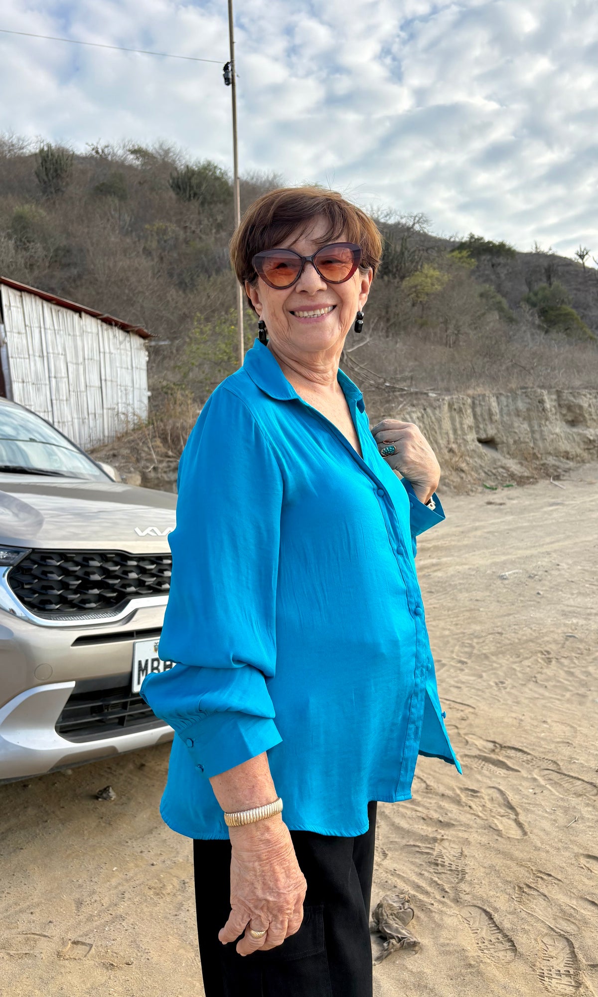 Blusa Cuello Camisero Manga Larga