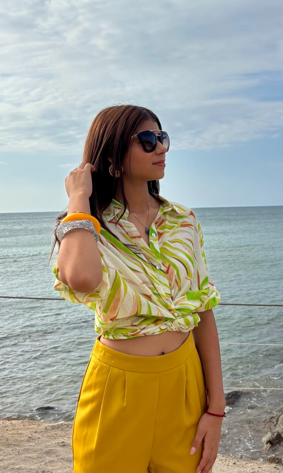 Blusa Oversized Hojas Tropicales