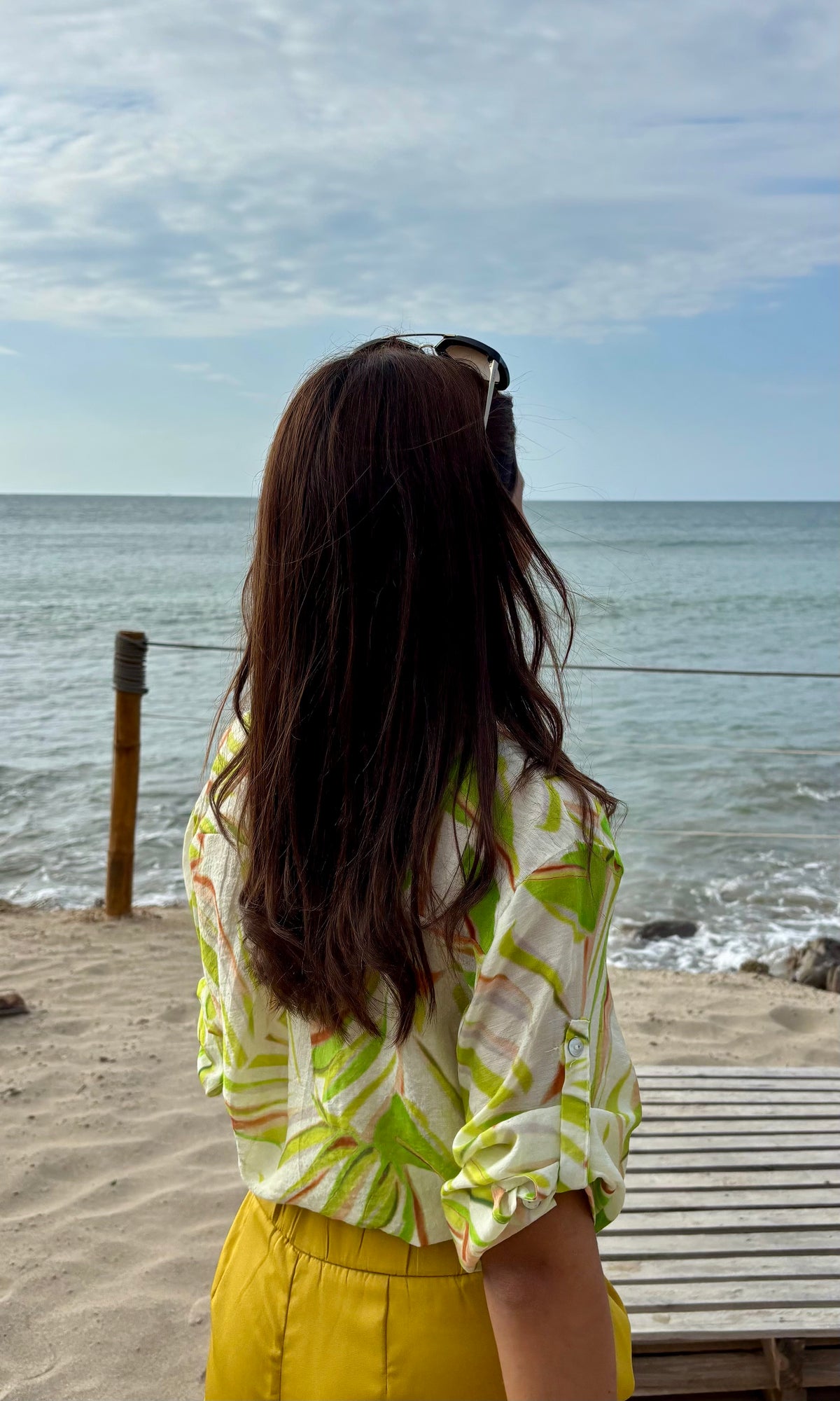 Blusa Oversized Hojas Tropicales