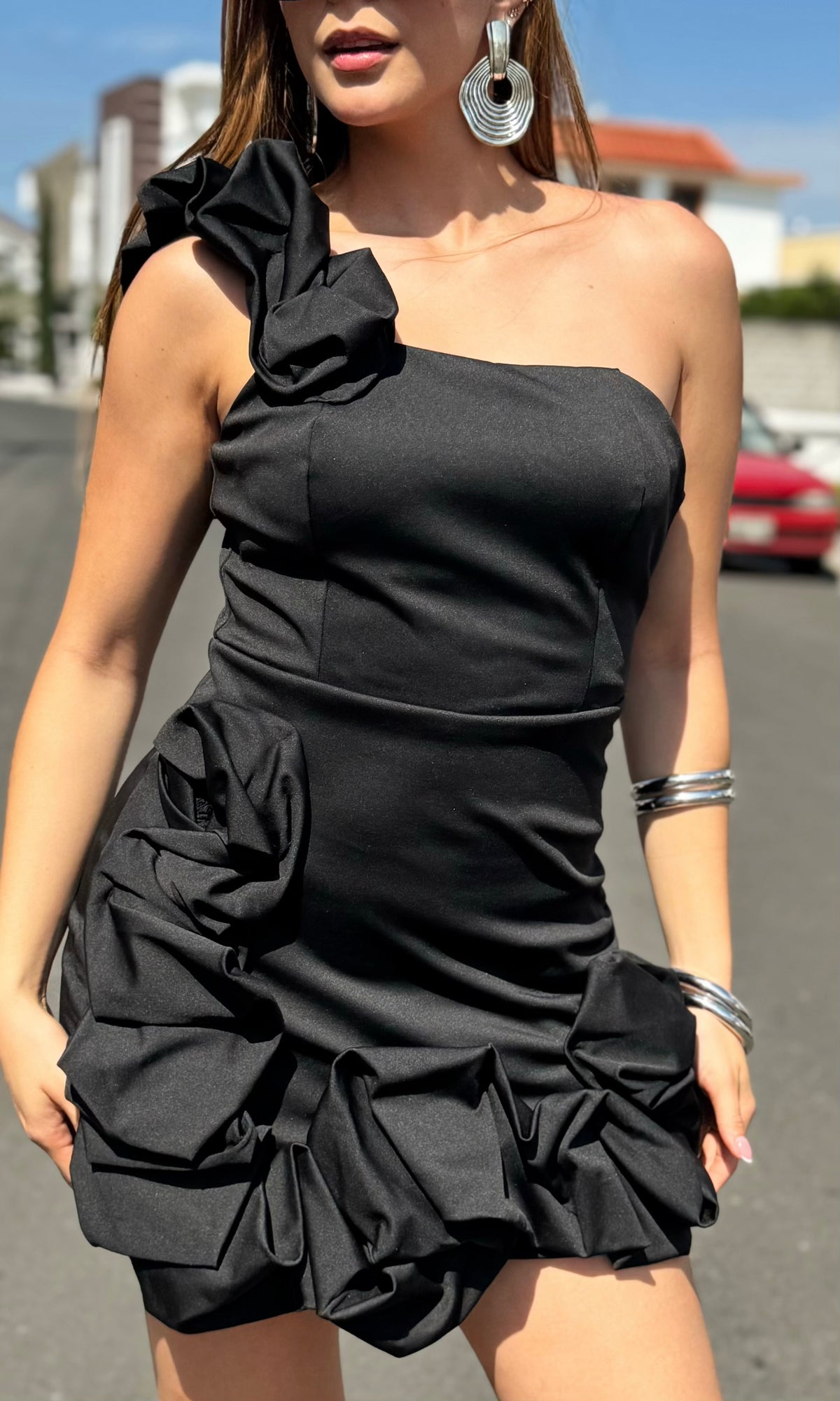 Vestido Corto Un Hombro Rosas 3D