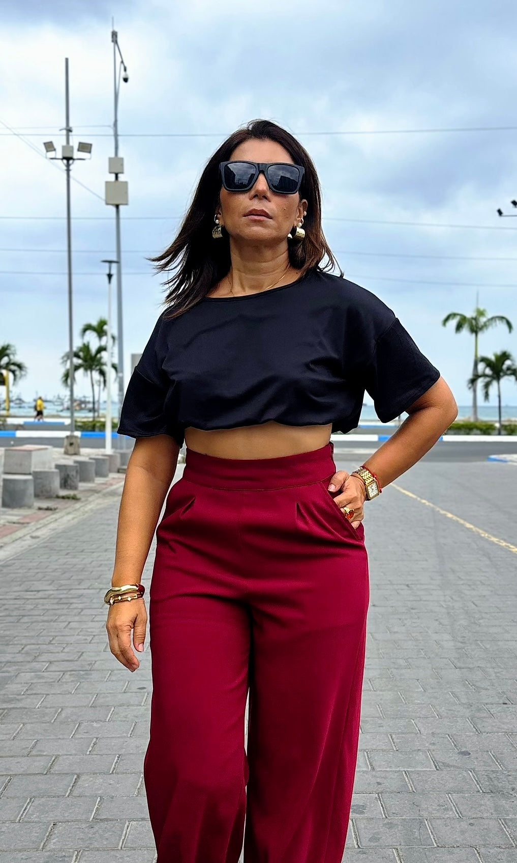Blusa Cropped Suelta Negro