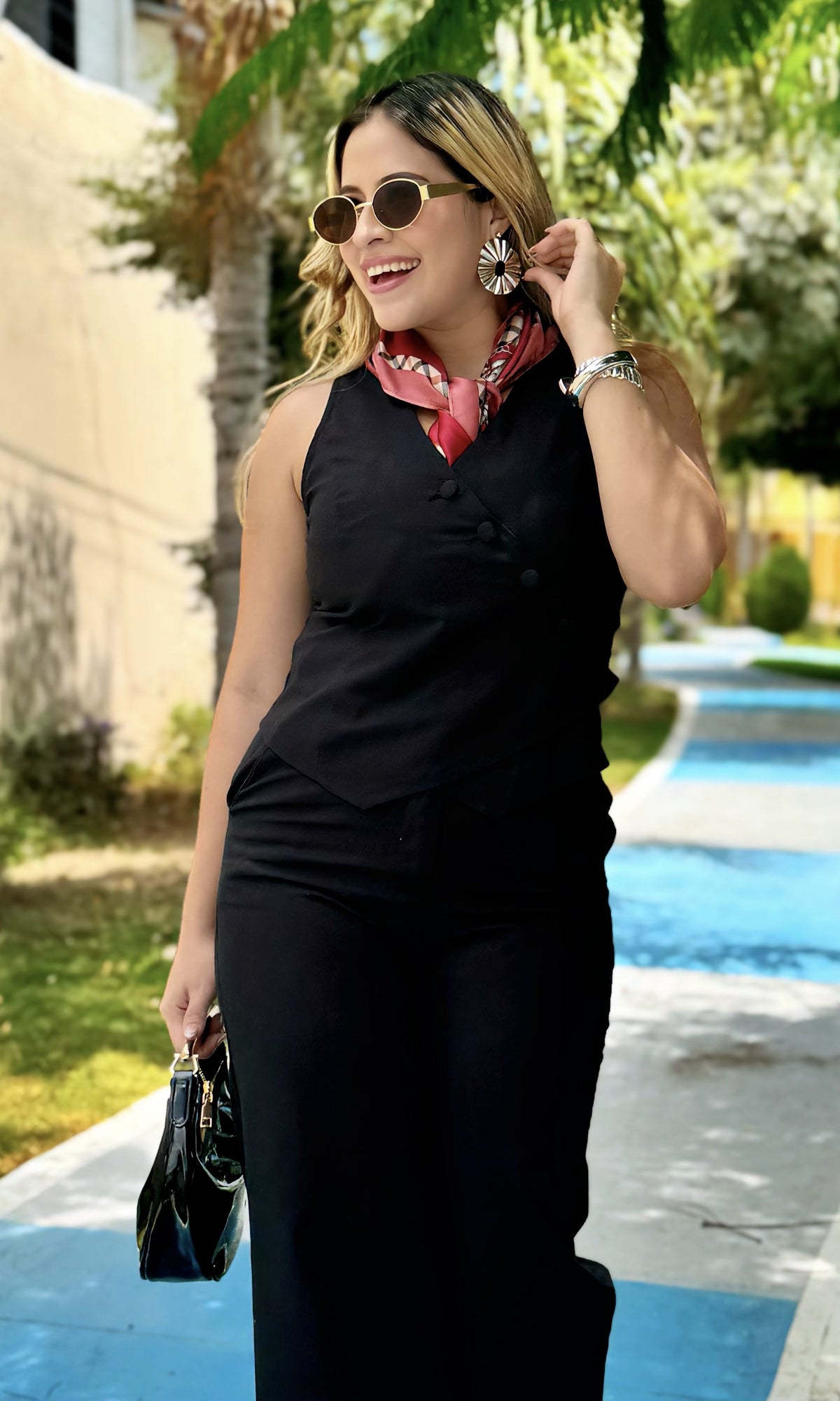 Conjunto Halter Pantalón Ancho Negro