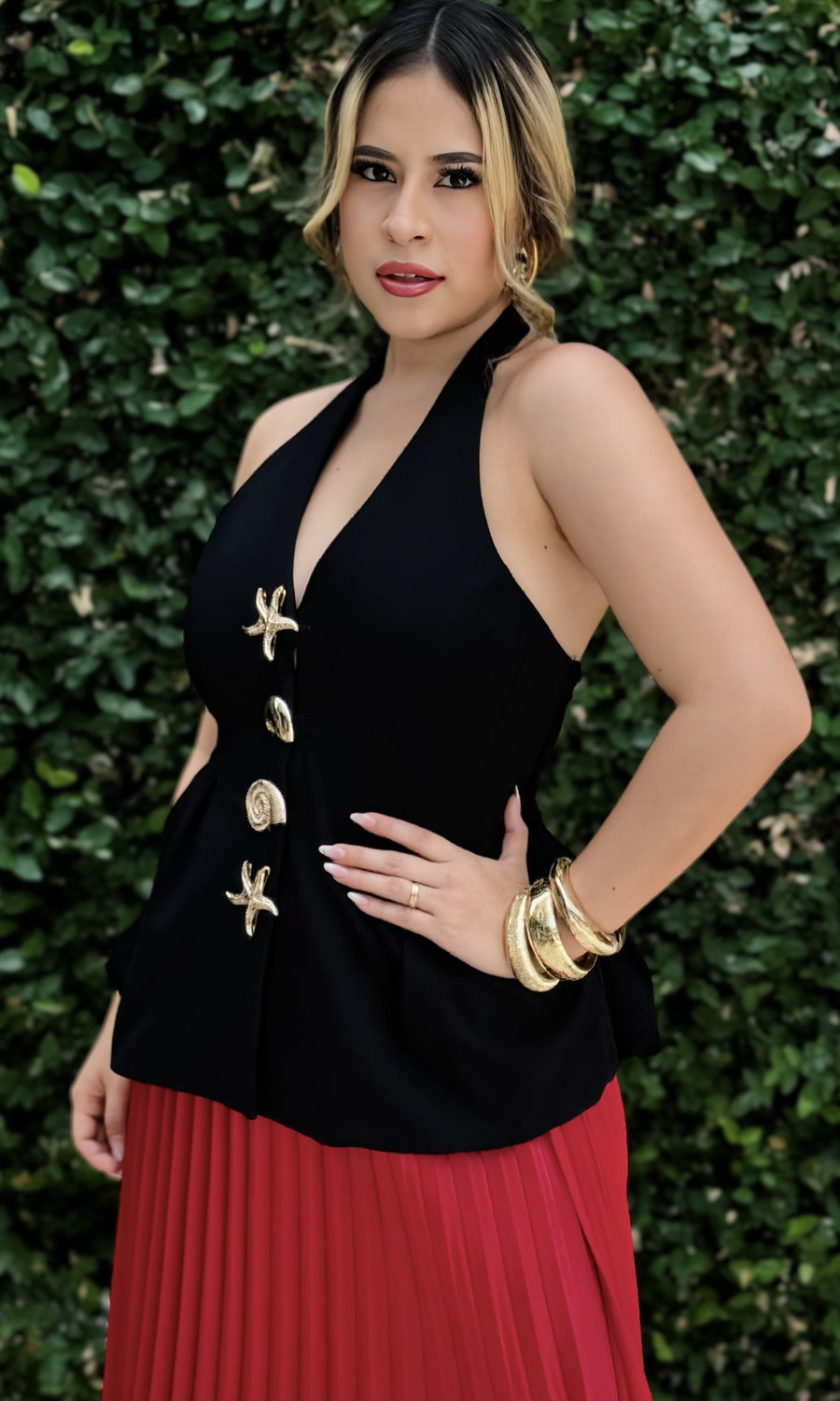 Blusa Halter Botones Dorados Negro