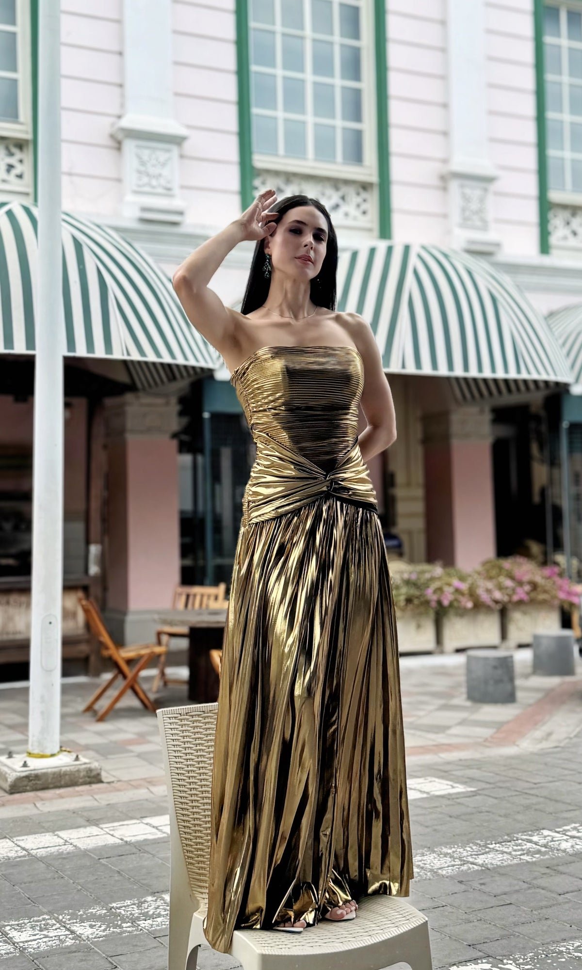 Vestido Largo Metalizado Plisado Dorado
