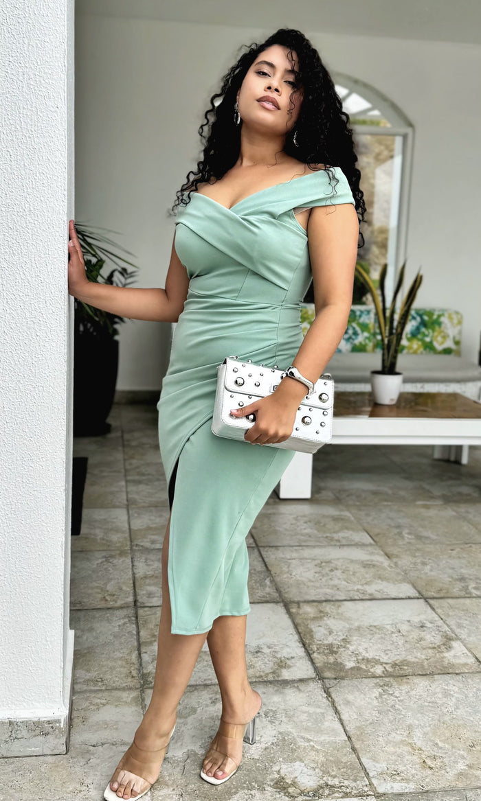 Vestido Midi Escote Bardot Verde claro