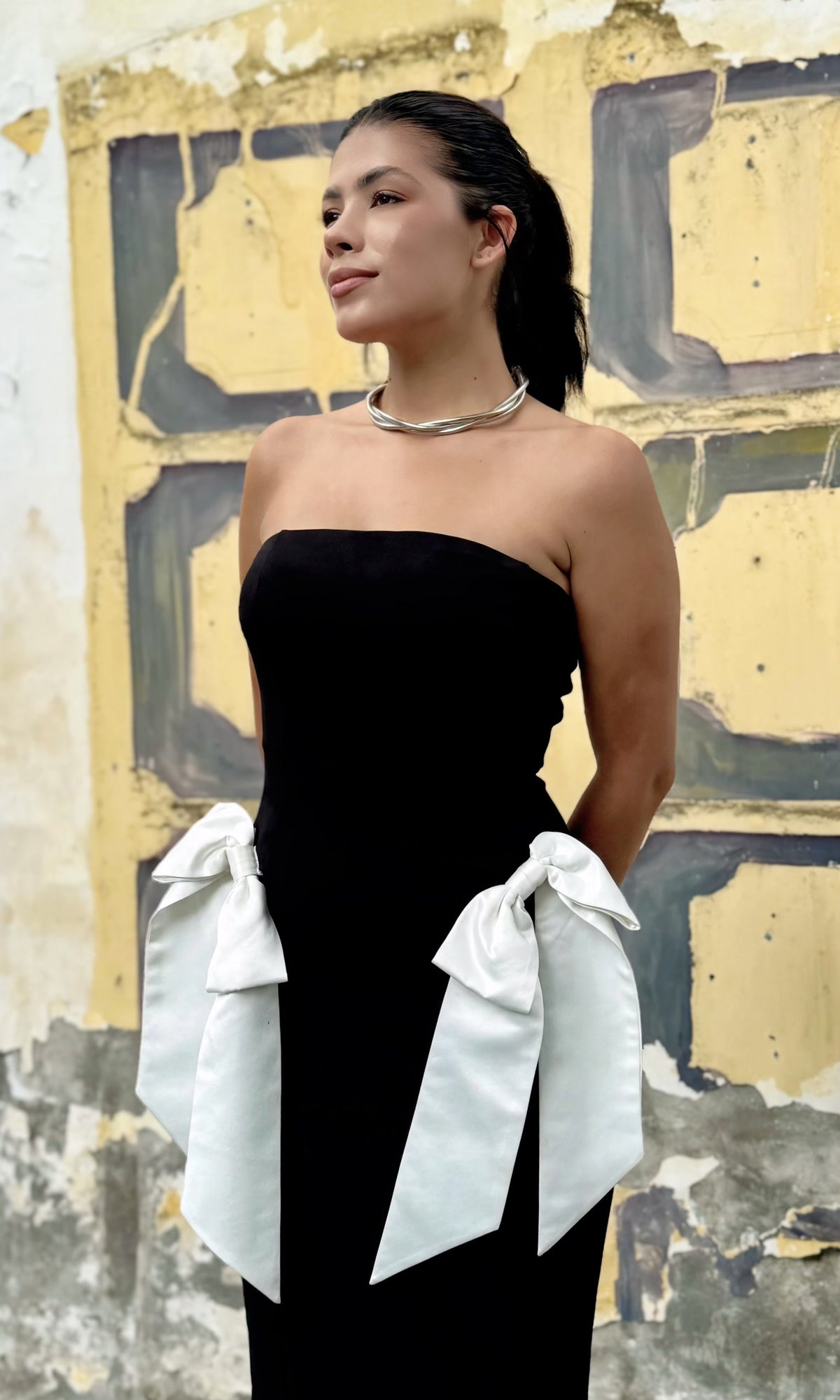 Vestido Lazos Contraste Negro