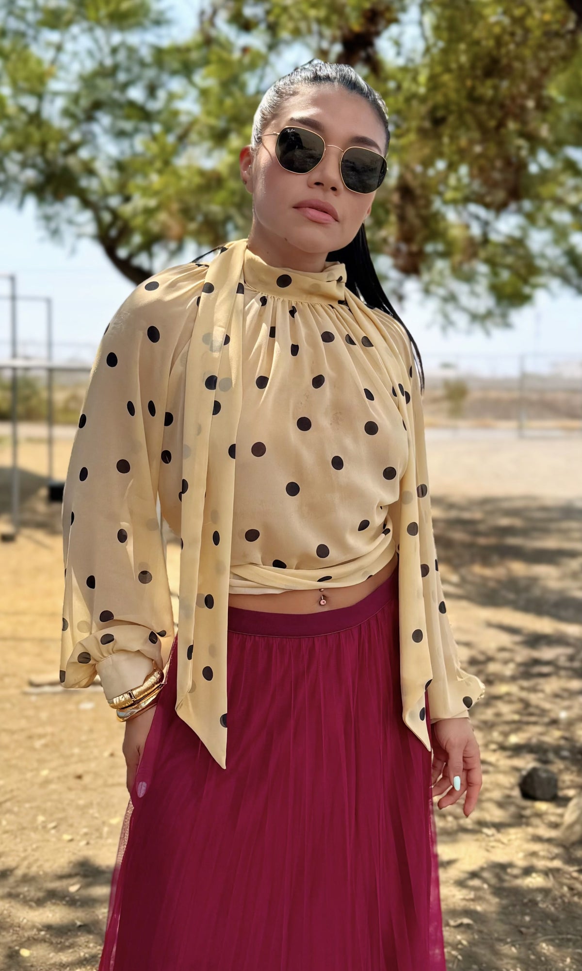 Blusa Lunares Lazo Beige