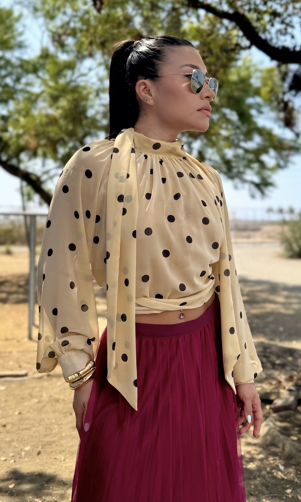 Blusa Lunares Lazo Beige