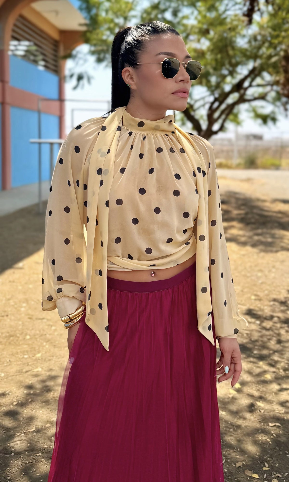 Blusa Lunares Lazo Beige