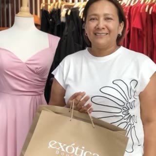 Clienta feliz de Exótica