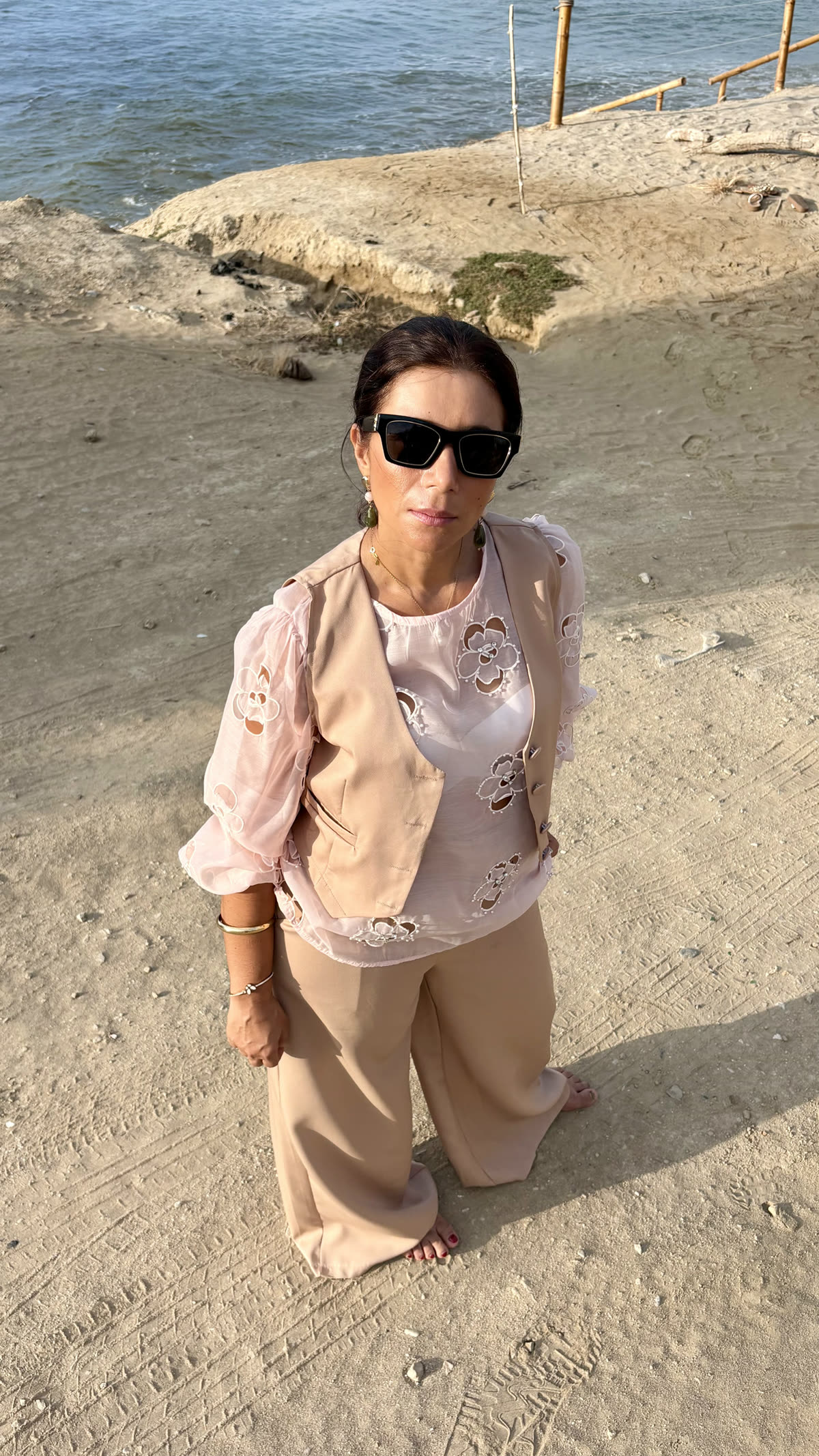 Look chaleco y palazzo